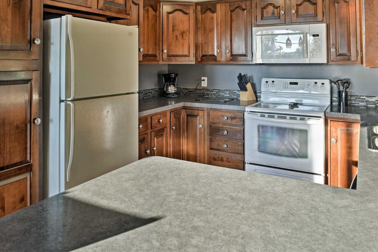 East Tawas Apartment Near Lake Huron And Downtown! Dış mekan fotoğraf